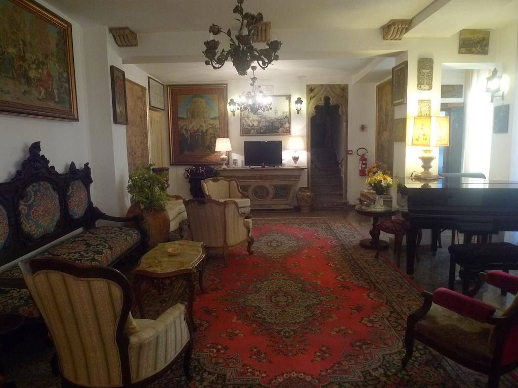 Hotel La Riva Giardini Naxos Εξωτερικό φωτογραφία