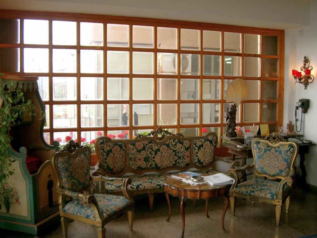 Hotel La Riva Giardini Naxos Εξωτερικό φωτογραφία